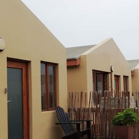 Ferienwohnung Walvis Bay Backpackers & Self-Catering Exterior foto